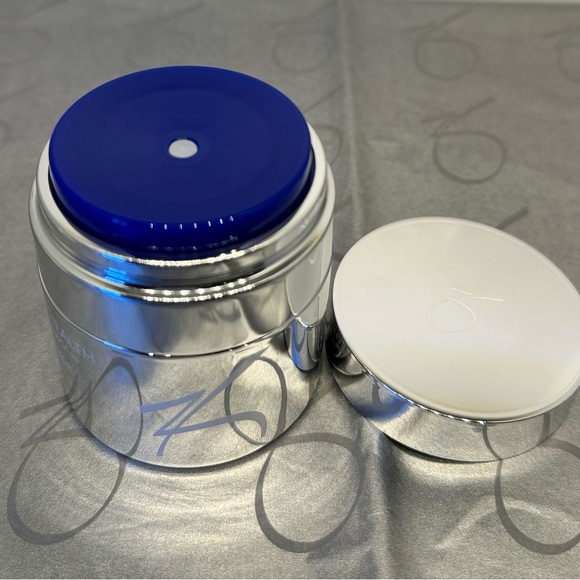 ZO Growth Factor Serum + $290 in BONUS gifts. NEW Anti aging ZO Skincare - Picture 7 of 13